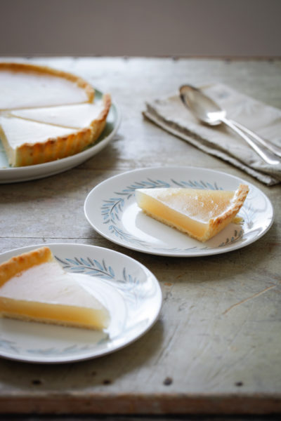 Vegan lemon tart