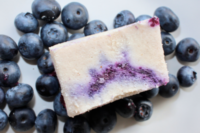 Semifreddo mit Blaubeeren